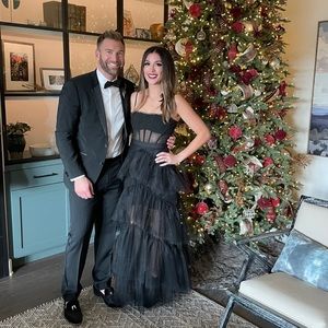 BCBGMAXAZARIA Oly tiered ruffle Tulle evening gown